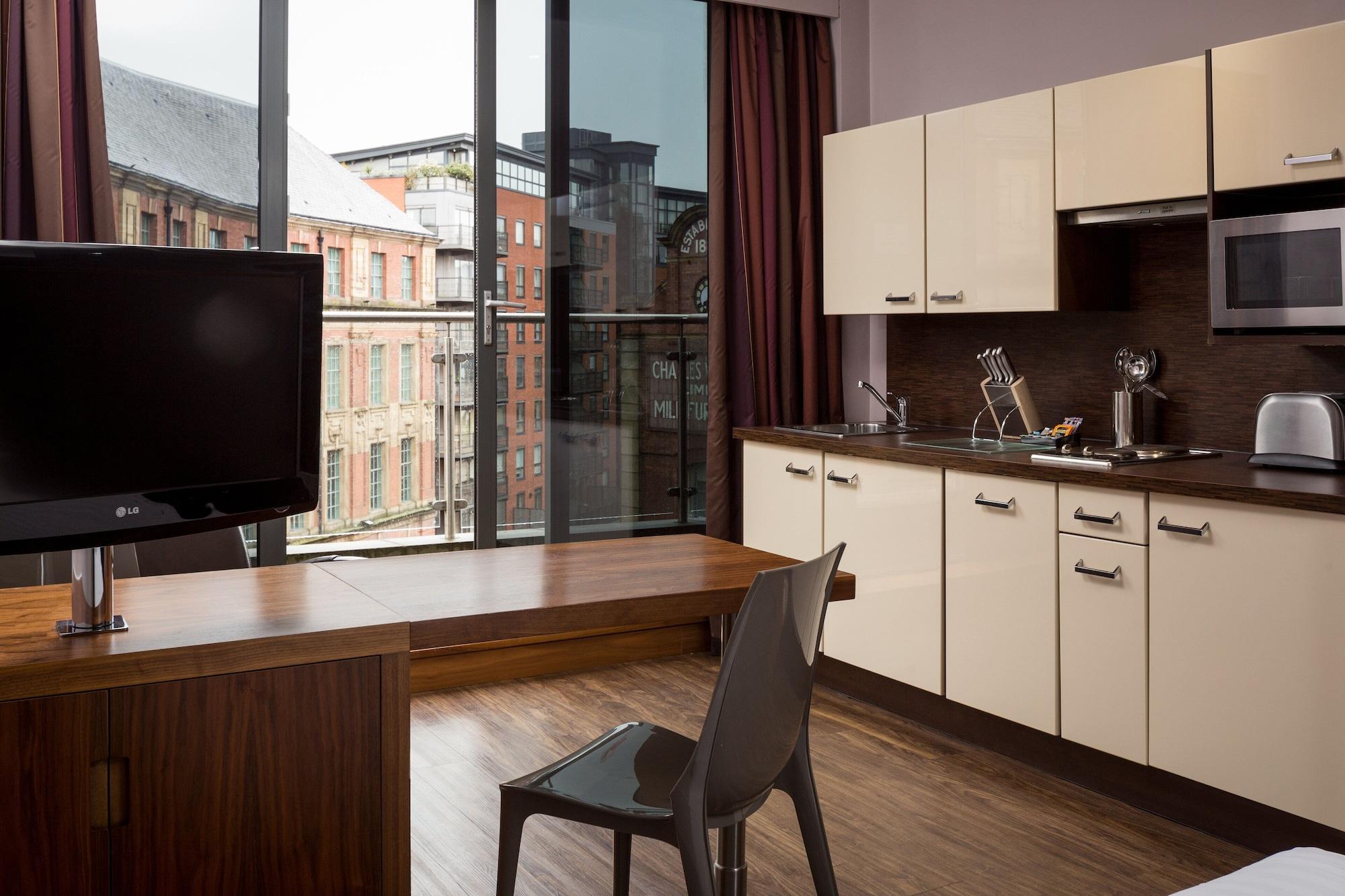 Roomzzz Leeds City Εξωτερικό φωτογραφία