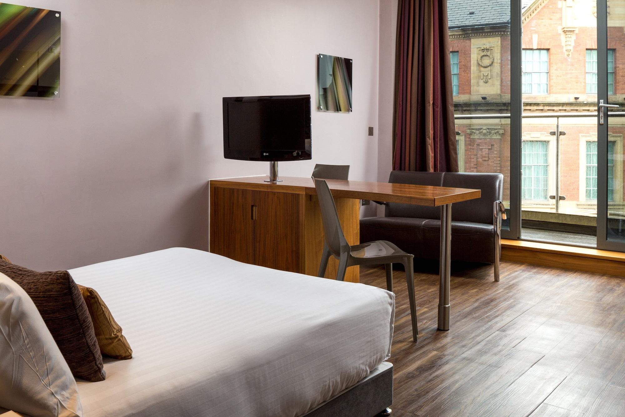 Roomzzz Leeds City Εξωτερικό φωτογραφία